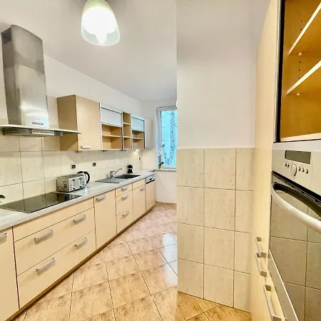 Concierge Wola Ratusz Apartmán